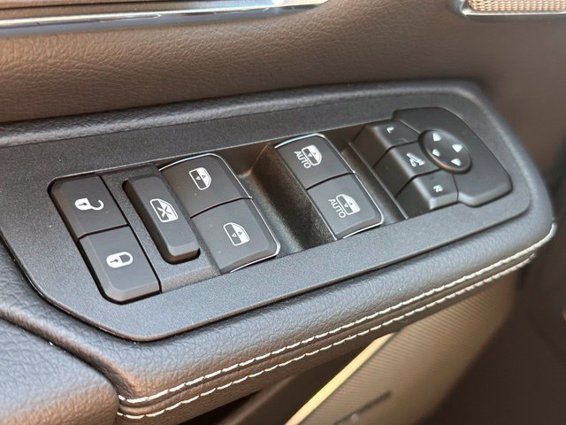 New 2027 RAM 1500 Laramie AWD/4WD image 16