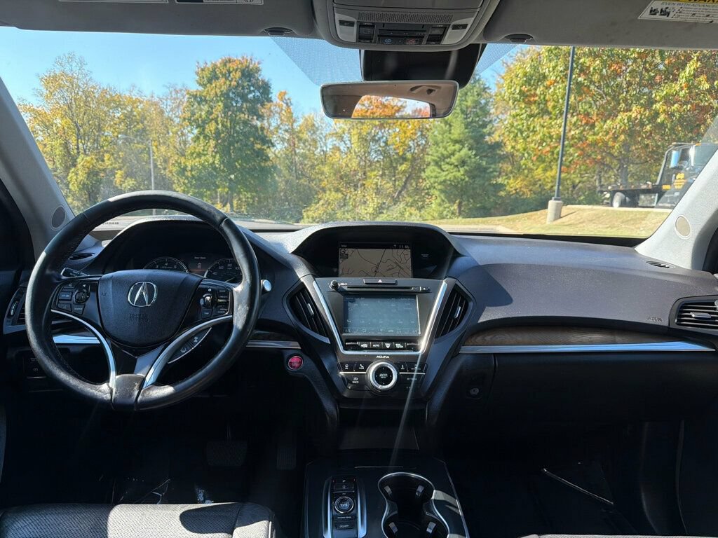 Used 2020 Acura MDX w/ Technology Package AWD/4WD image 11