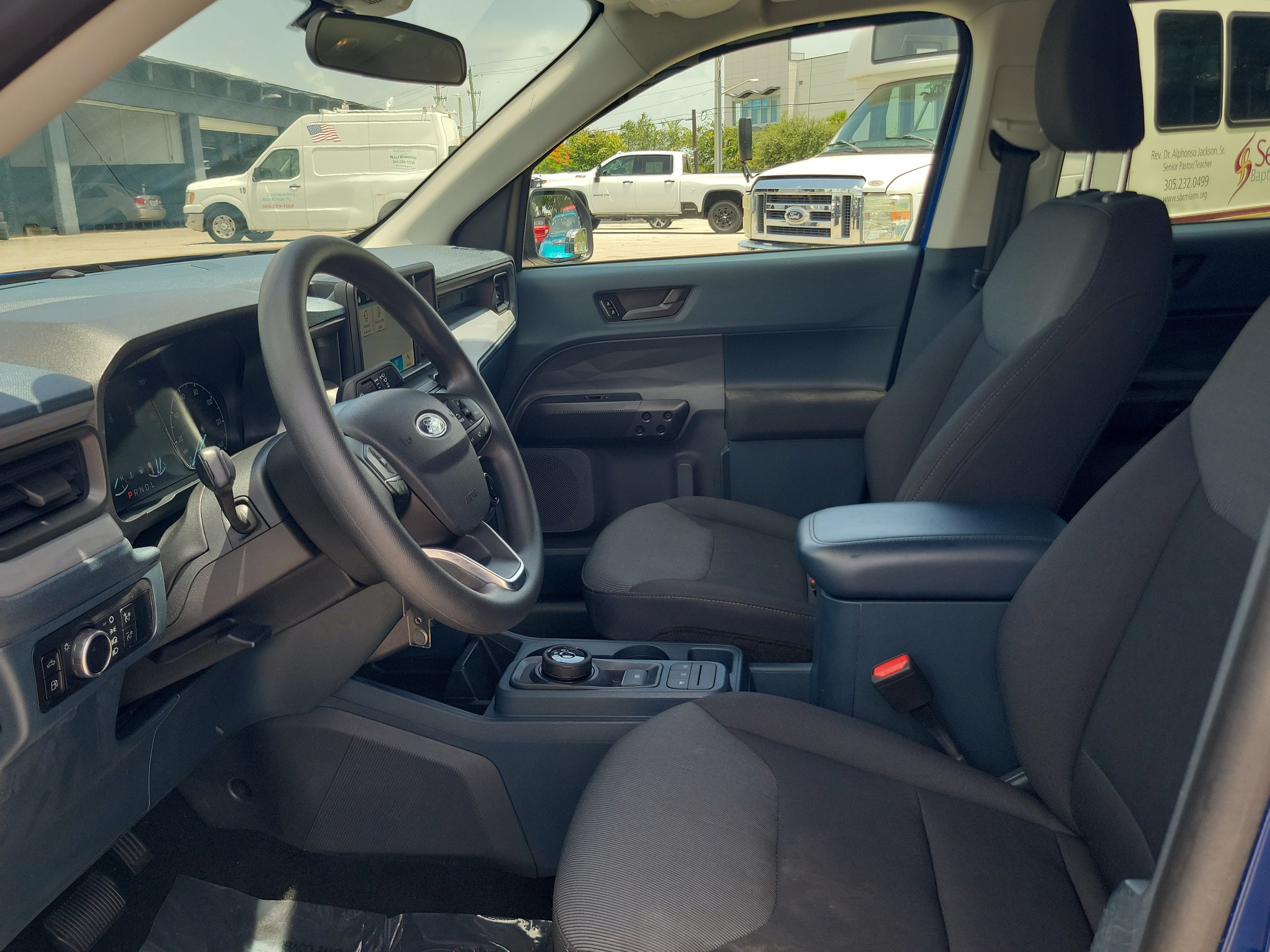 Used 2023 Ford Maverick XL FWD image 11