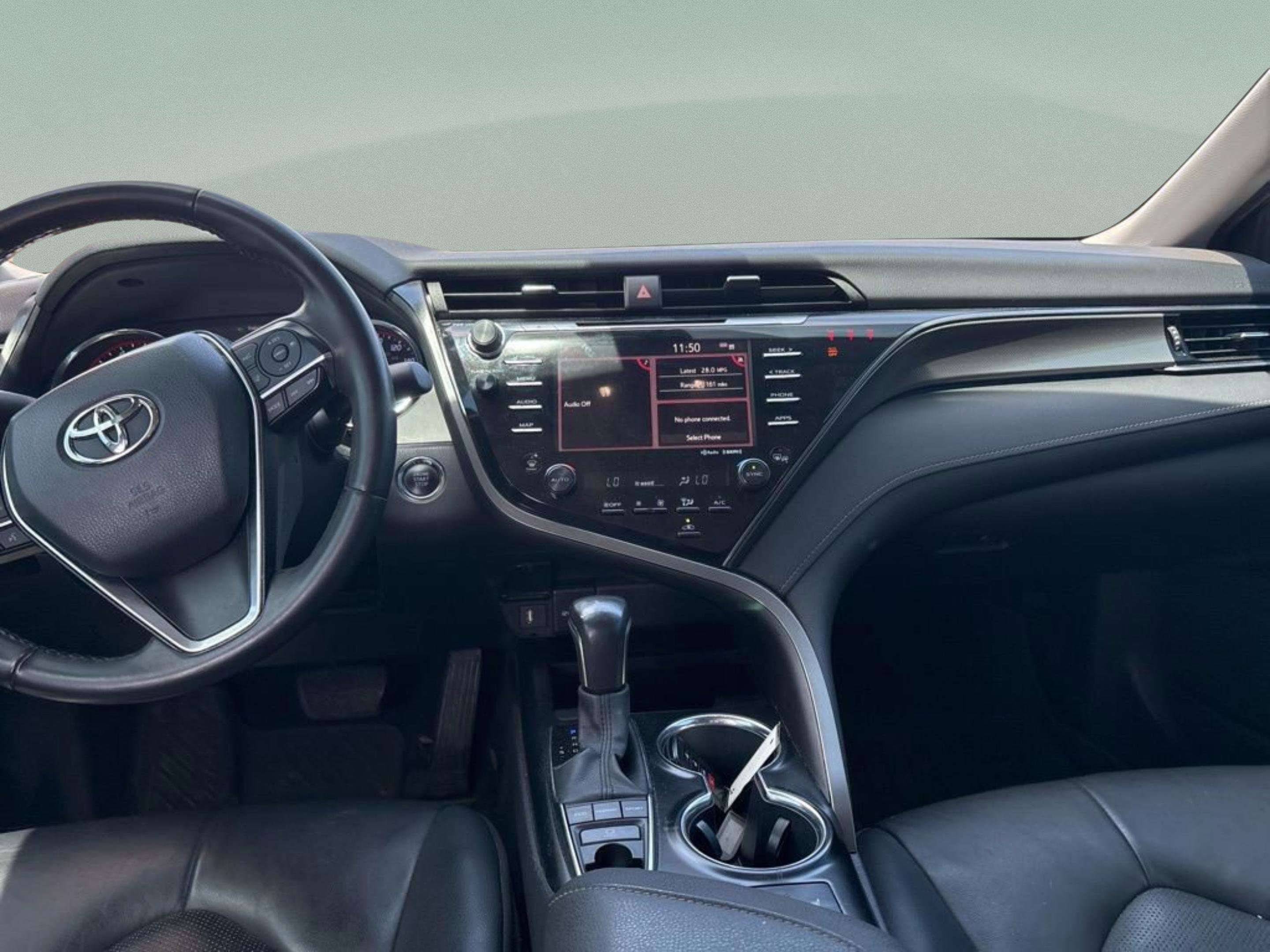 Certified 2020 Toyota Camry XSE FWD image 11