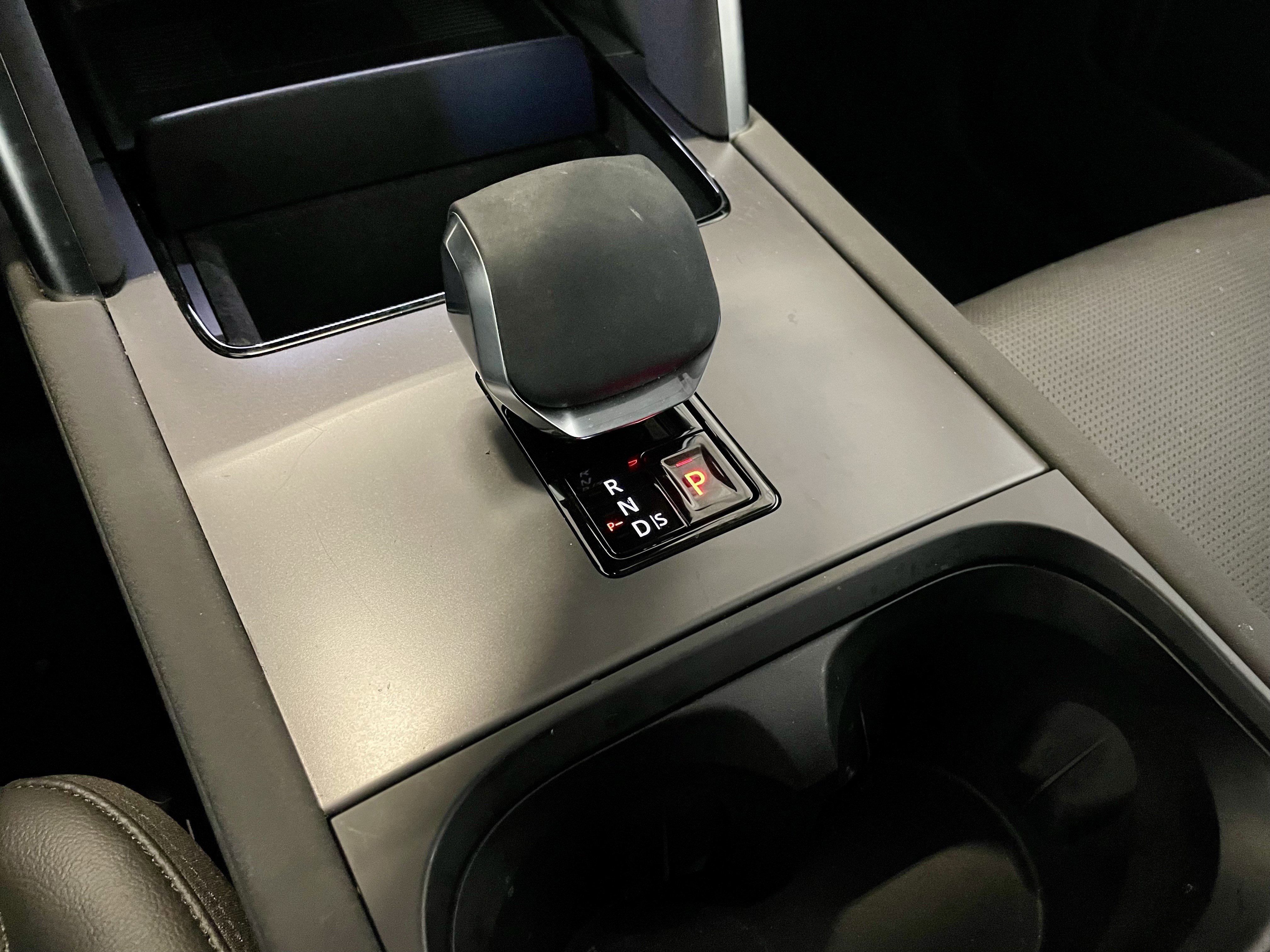 Used 2025 Land Rover Discovery Sport S AWD/4WD image 20