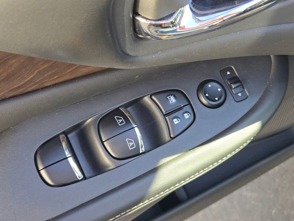 Used 2019 Nissan Murano Platinum image 18