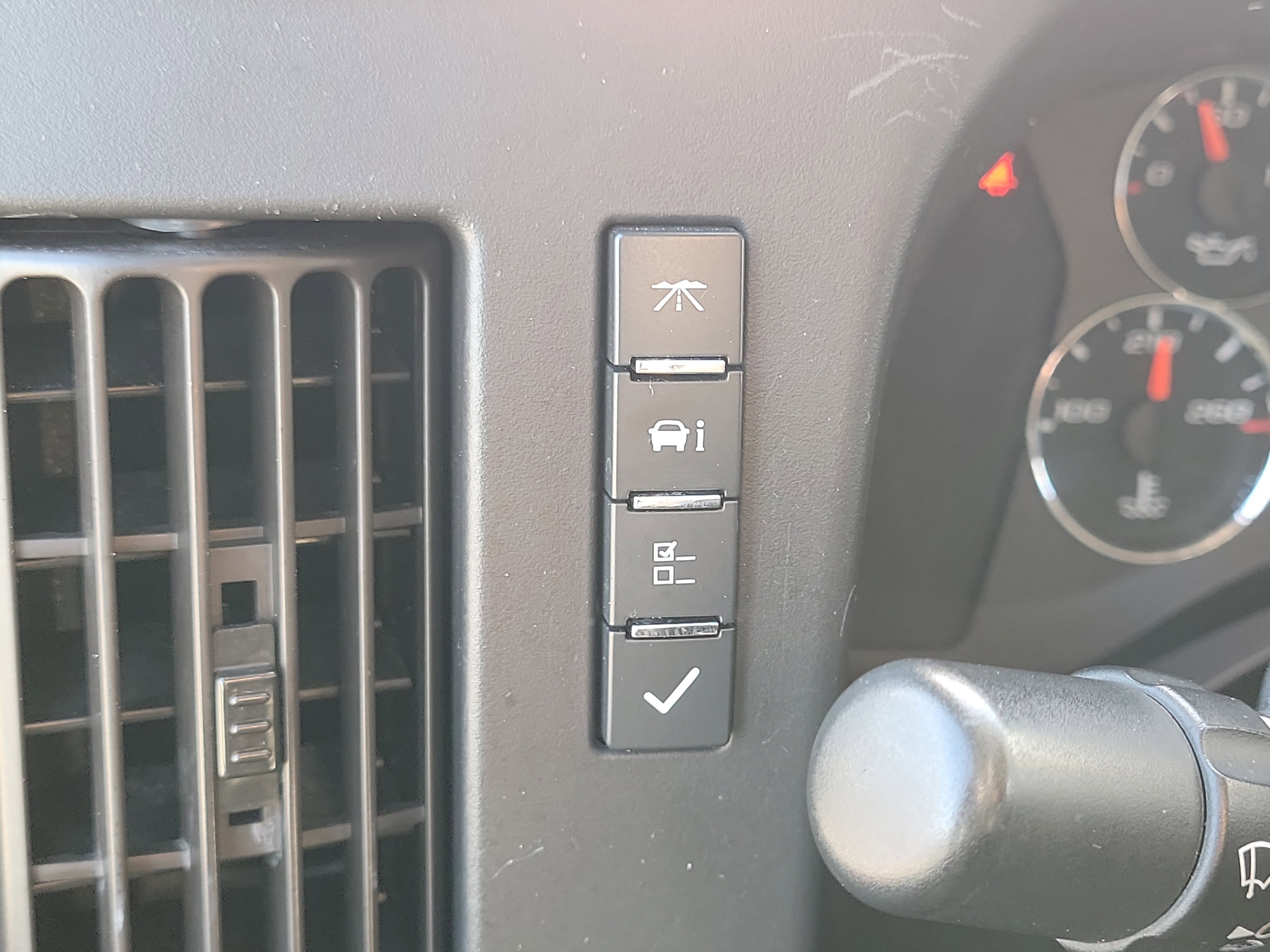 Used 2021 Chevrolet Express 2500 Extended w/ Driver Convenience Package image 29