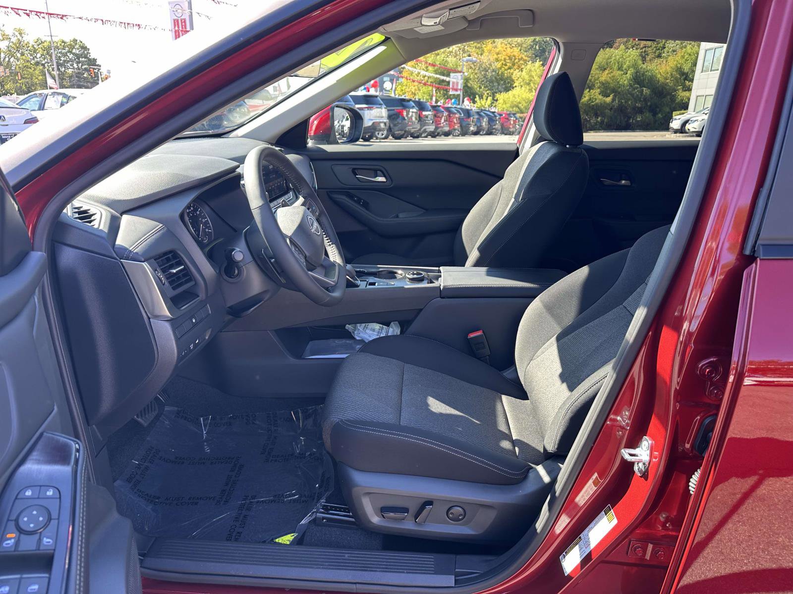 Used 2026 Nissan Rogue SV image 16