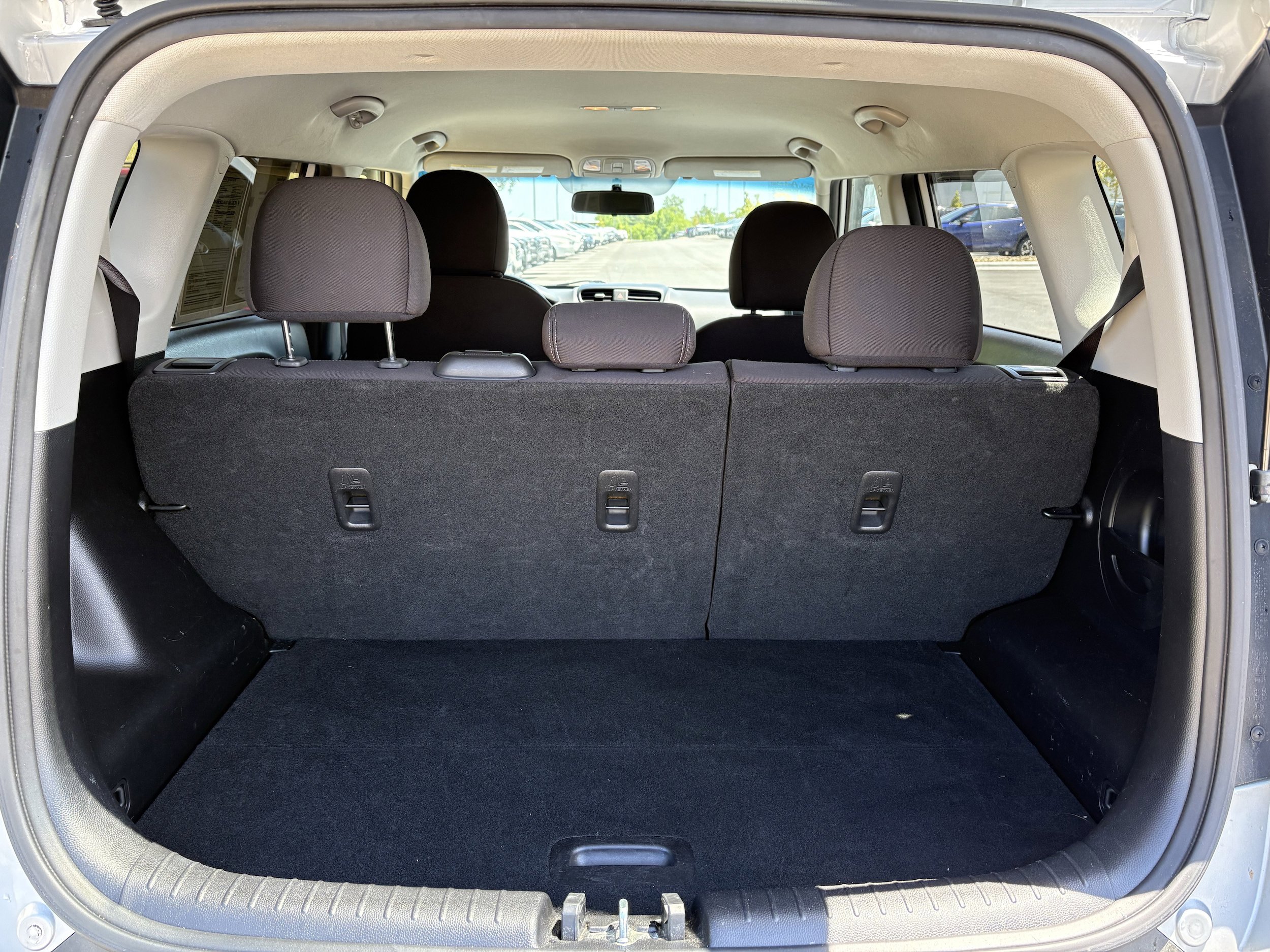Used 2016 Kia Soul FWD image 12