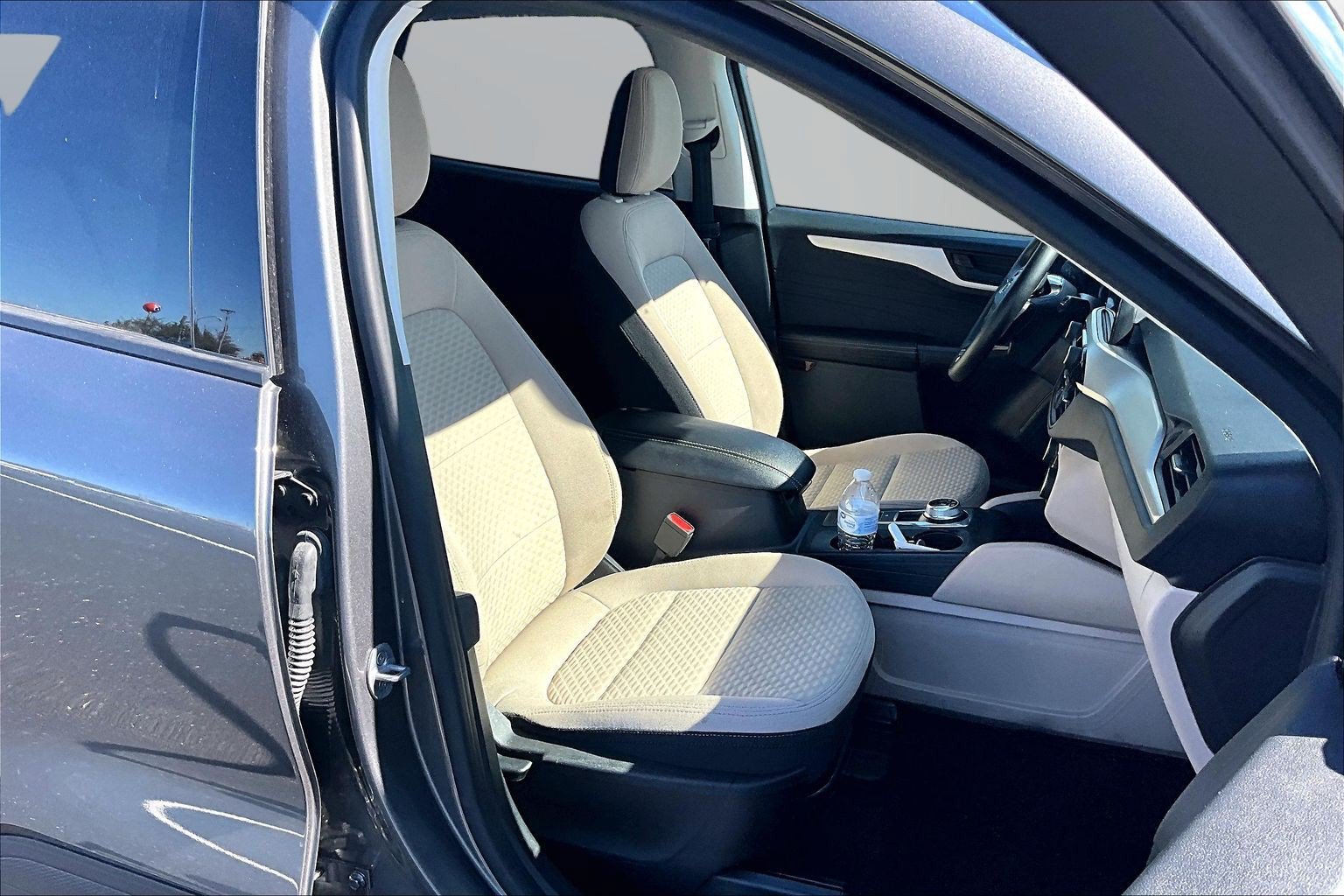 Used 2022 Ford Escape SE w/ Convenience Package AWD/4WD image 7