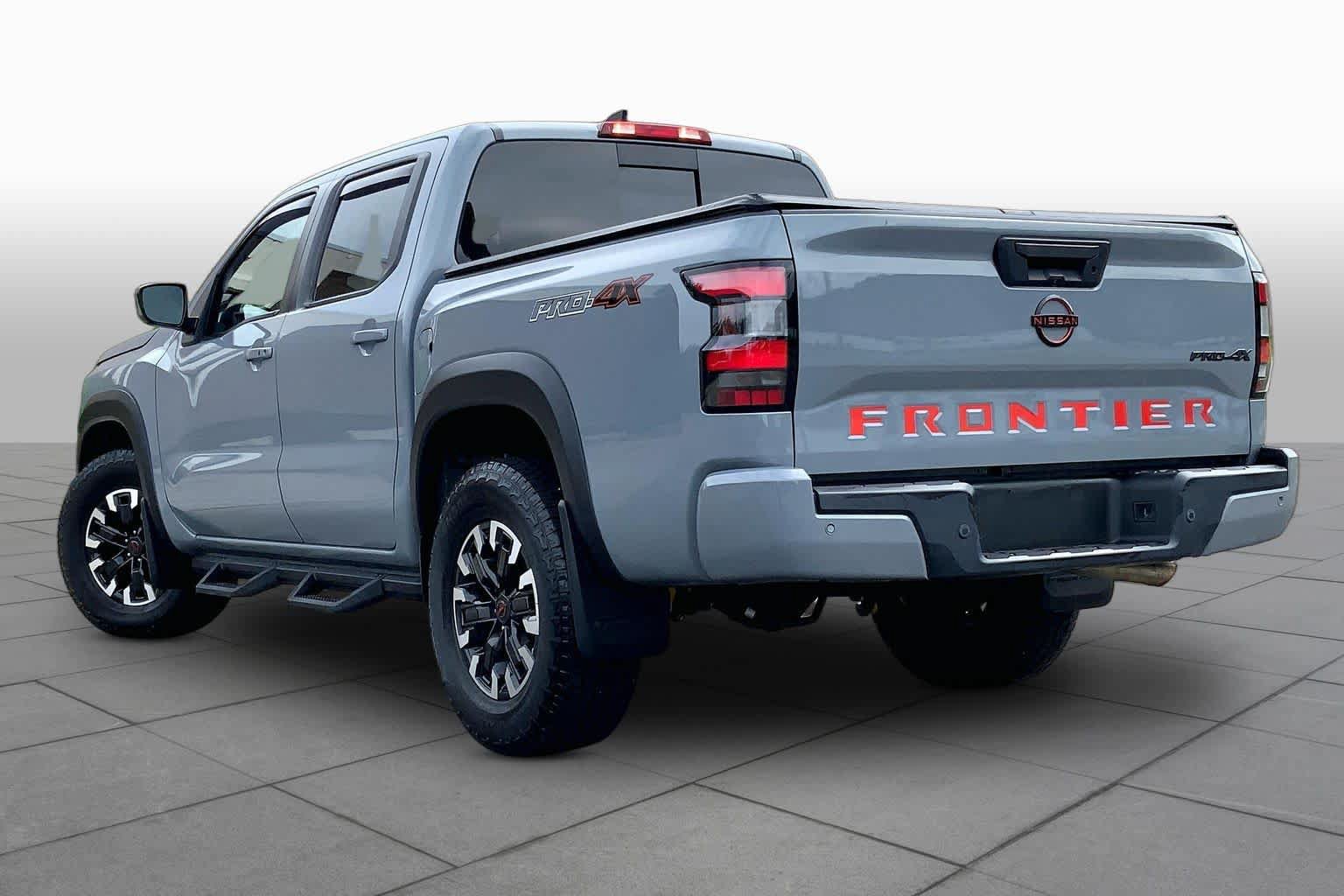 Used 2024 Nissan Frontier PRO-4X w/ Technology Package AWD/4WD image 12