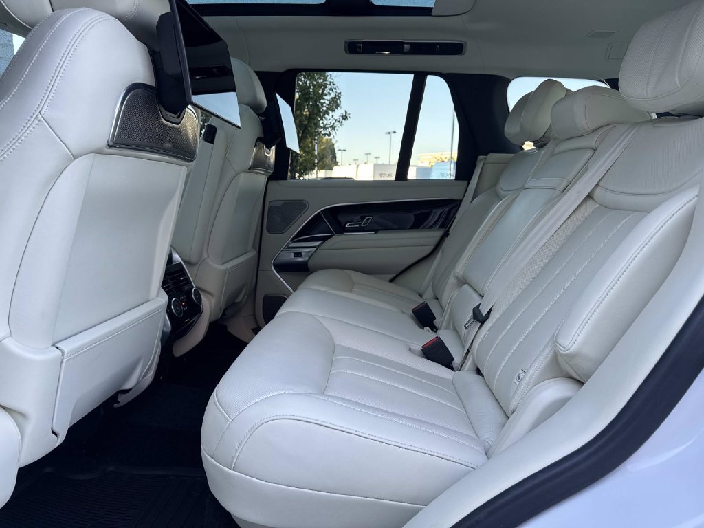 Certified 2024 Land Rover Range Rover Autobiography AWD/4WD image 14