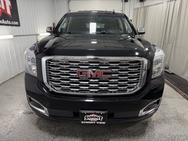 Used 2019 GMC Yukon Denali image 2
