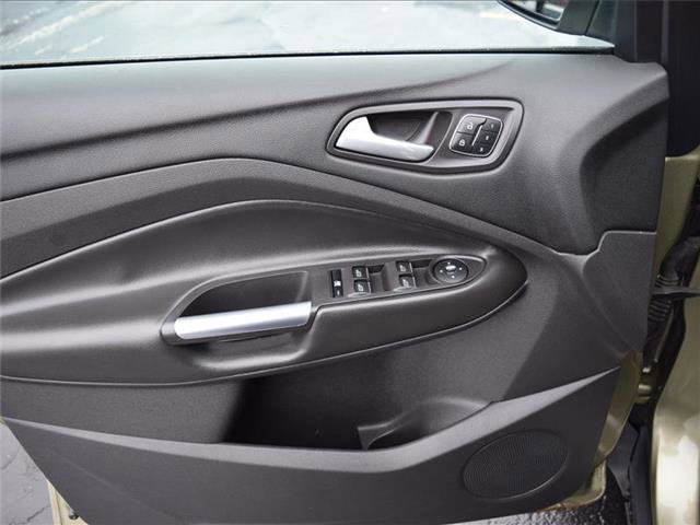 Used 2013 Ford Escape Titanium w/ Parking Technology Pkg image 21