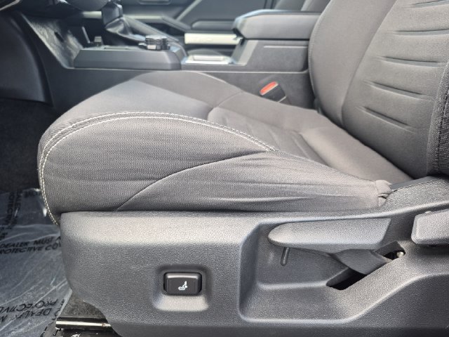 Used 2024 Toyota Tacoma TRD Off-Road AWD/4WD image 17