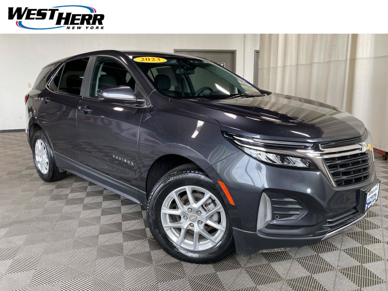 Used 2023 Chevrolet Equinox LT