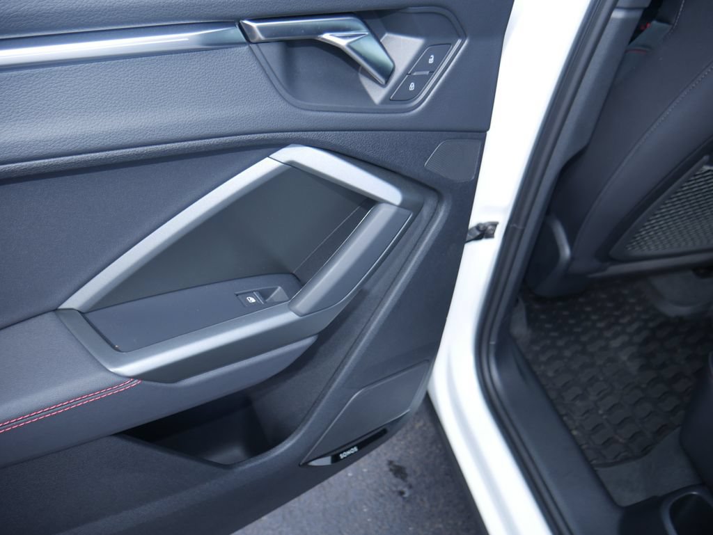 Certified 2025 Audi Q3 2.0T Premium Plus AWD/4WD image 20
