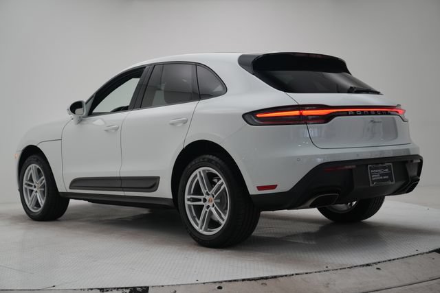 Certified 2026 Porsche Macan AWD/4WD image 13