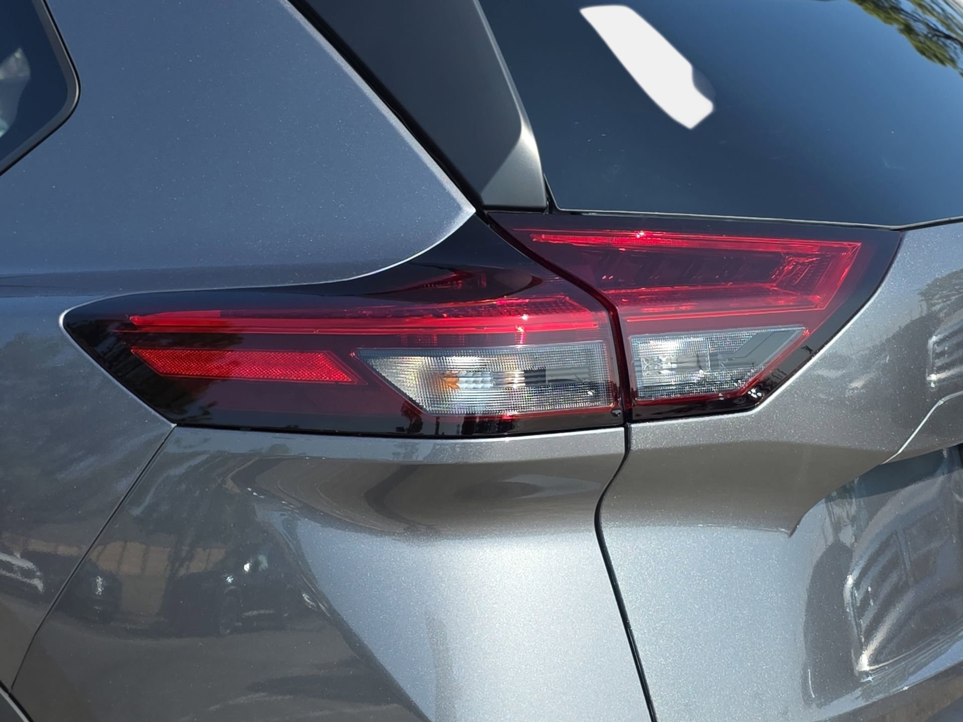 New 2026 Nissan Rogue SV FWD image 31