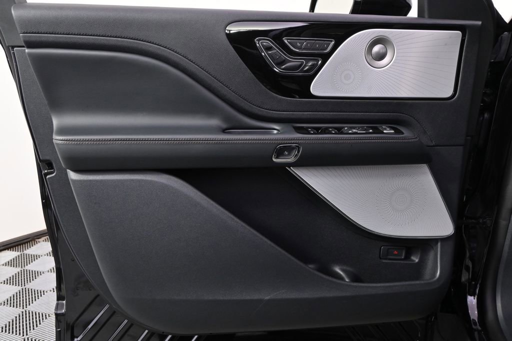 New 2026 Lincoln Aviator Reserve AWD/4WD image 22
