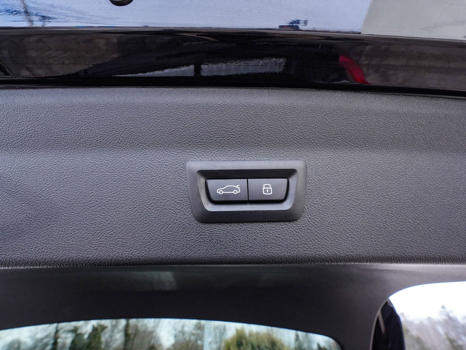 Used 2024 BMW X4 M40i image 53