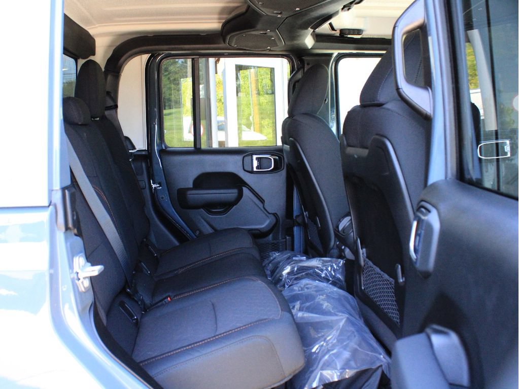 New 2026 Jeep Gladiator Mojave AWD/4WD image 30