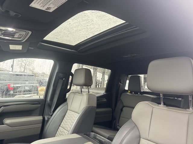 Used 2025 Chevrolet Silverado 1500 ZR2 w/ Technology Package image 18