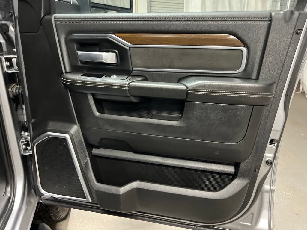 Used 2024 RAM 2500 Laramie w/ Safety Group AWD/4WD image 10