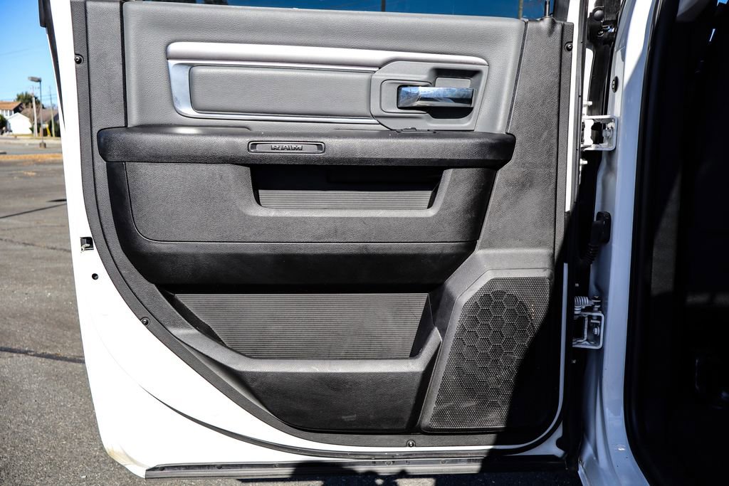 Used 2023 RAM 1500 Classic SLT w/ Trailer & Traction Group image 33