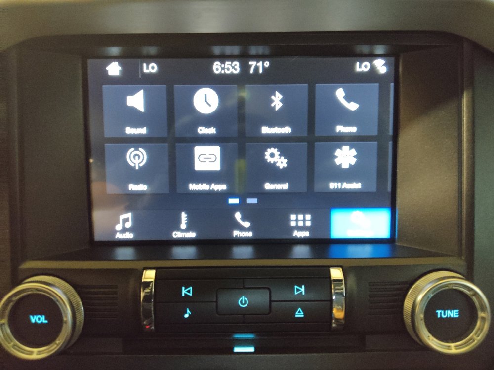 Used 2017 Ford Mustang Premium image 25