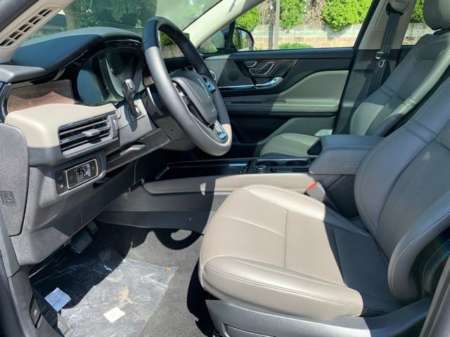 New 2025 Lincoln Corsair Grand Touring image 13