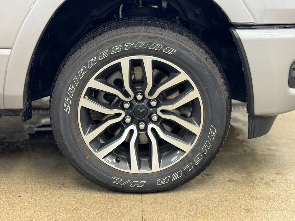 Used 2025 RAM 1500 Limited w/ Body Color Bumper Group image 4