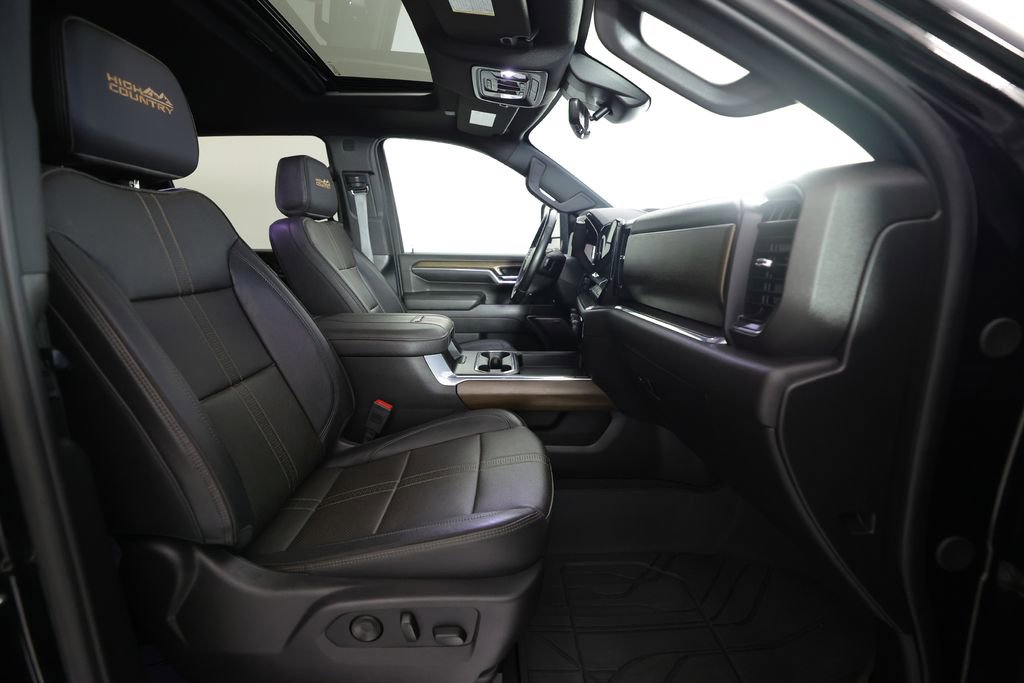 Used 2024 Chevrolet Silverado 3500 High Country w/ High Country Premium Package AWD/4WD image 14