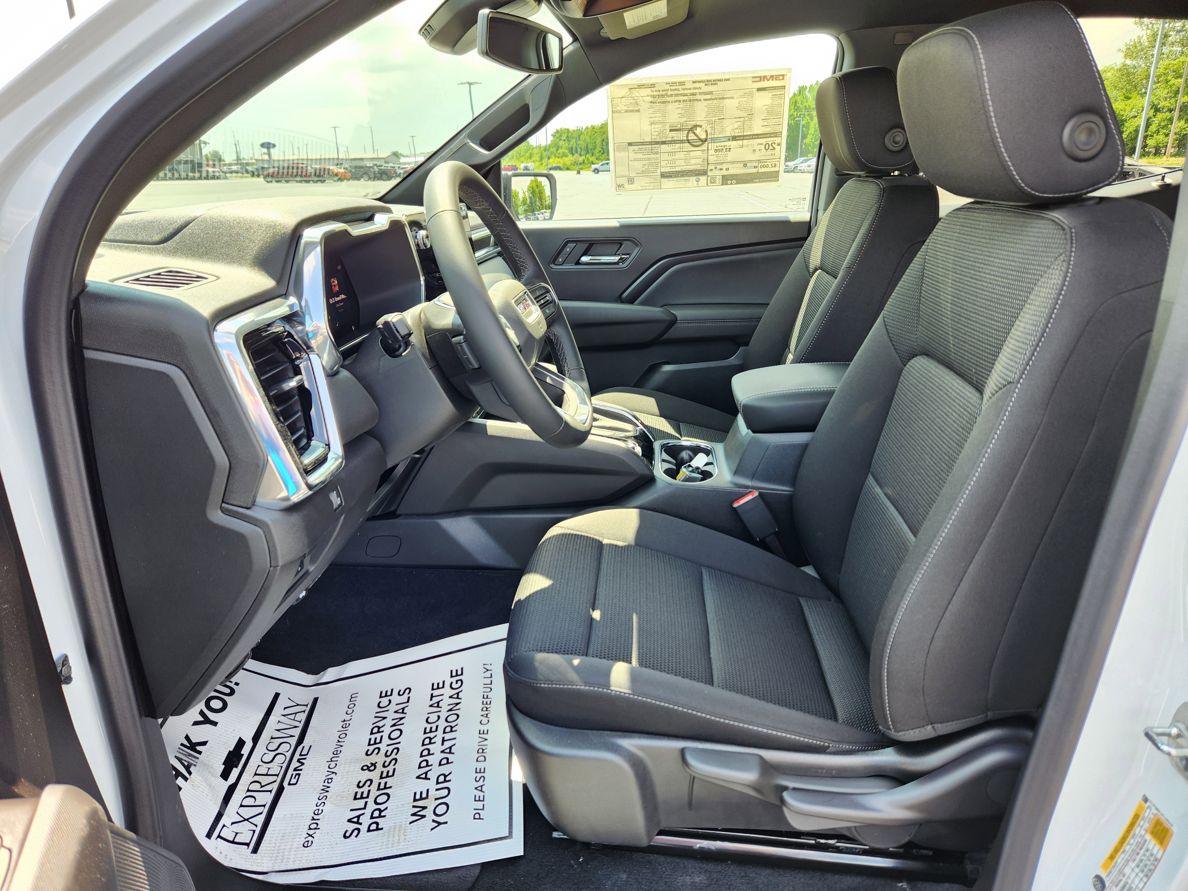 New 2025 GMC Canyon Elevation w/ Convenience Package image 8