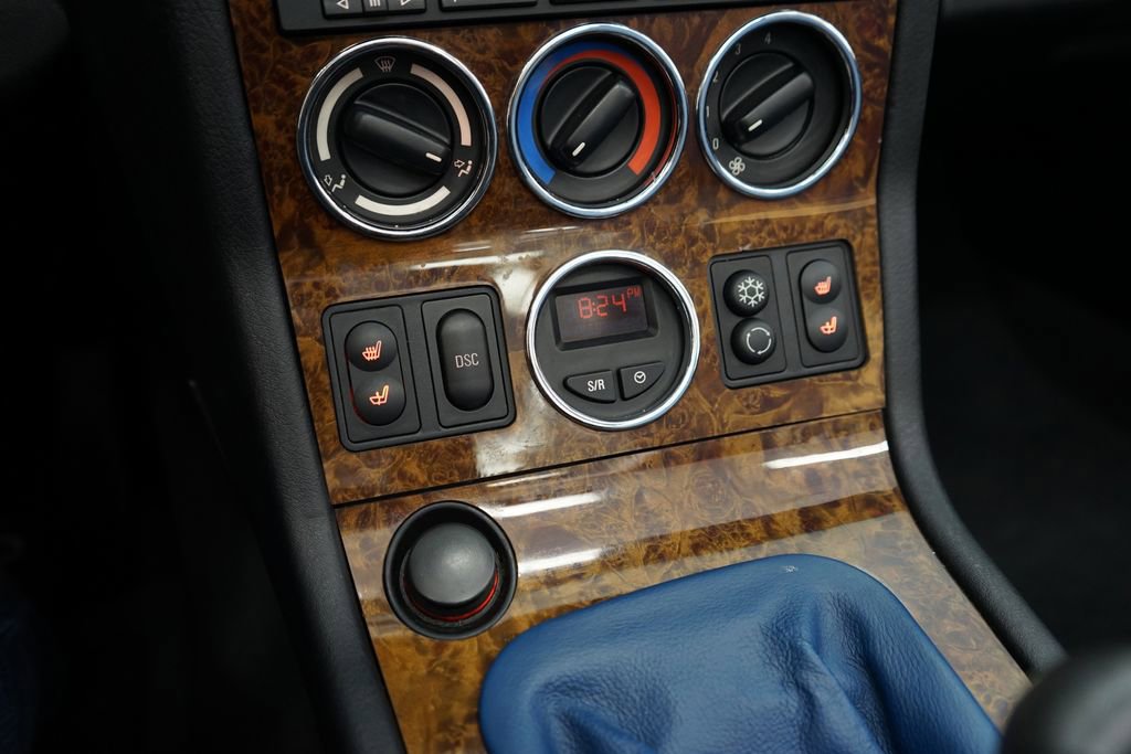 Used 2001 BMW Z3 3.0i RWD image 43