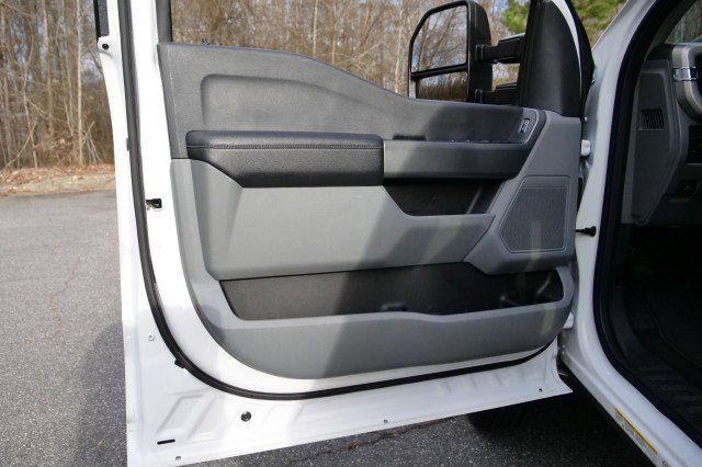 Used 2023 Ford F450 XLT w/ XLT Value Package image 26