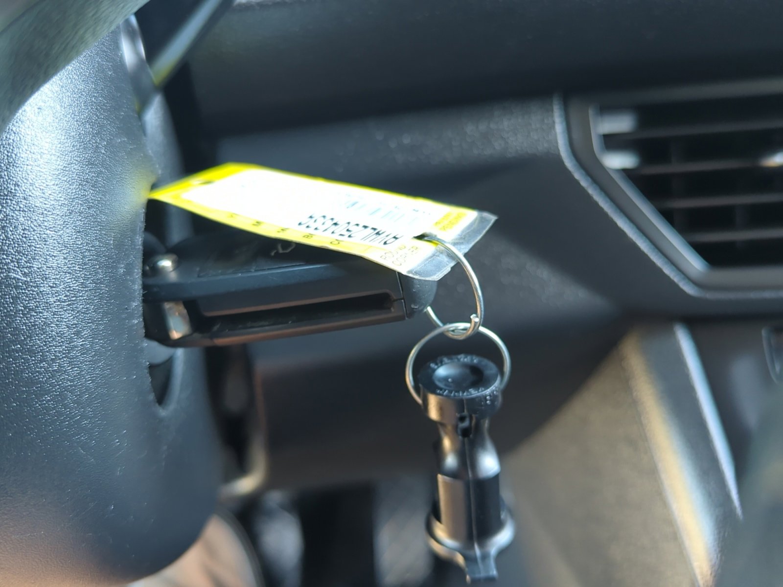 Used 2024 Volkswagen Jetta S image 28