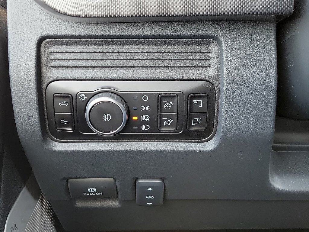 Used 2026 Ford F250 Platinum AWD/4WD image 17