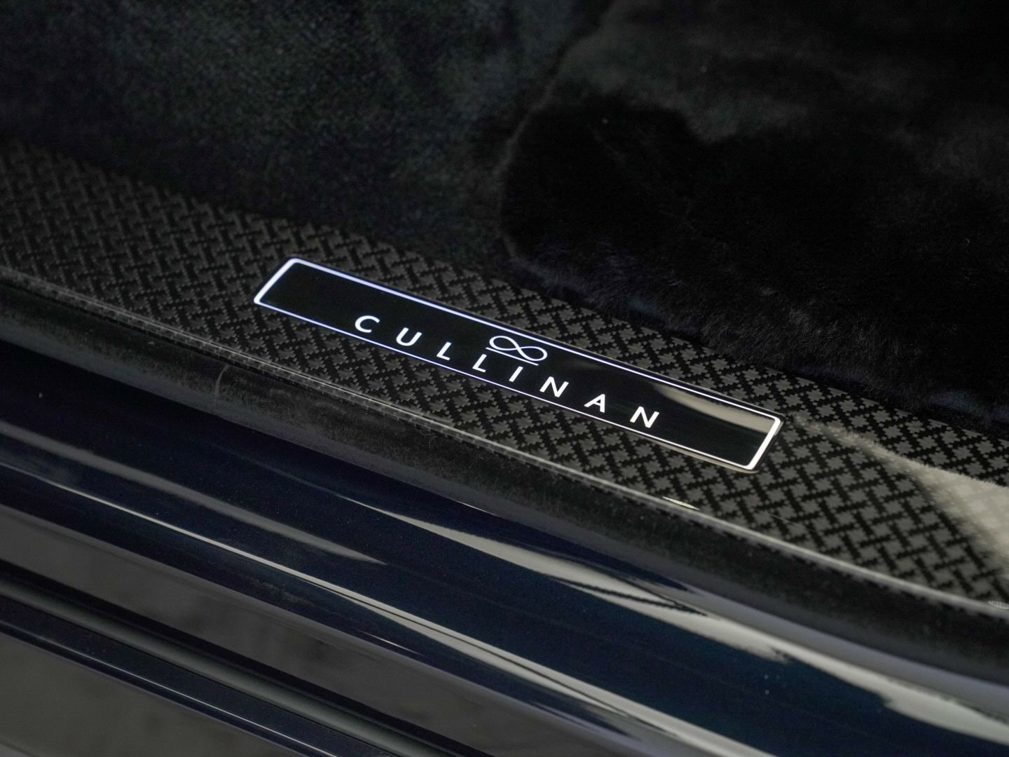 New 2026 Rolls-Royce Cullinan Black Badge image 68