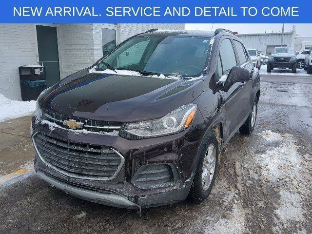 Used 2021 Chevrolet Trax LT w/ LT Convenience Package image 11