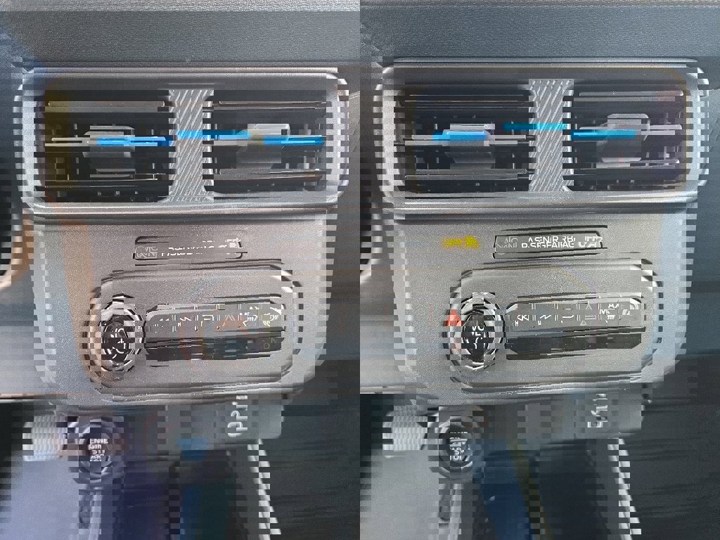 New 2025 Ford Maverick Lobo image 29