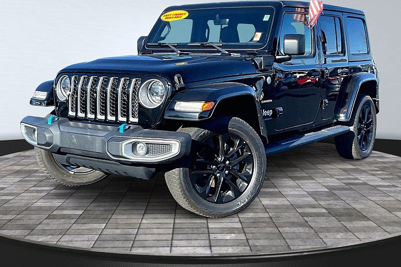 Used 2023 Jeep Wrangler Unlimited Sahara AWD/4WD image 1