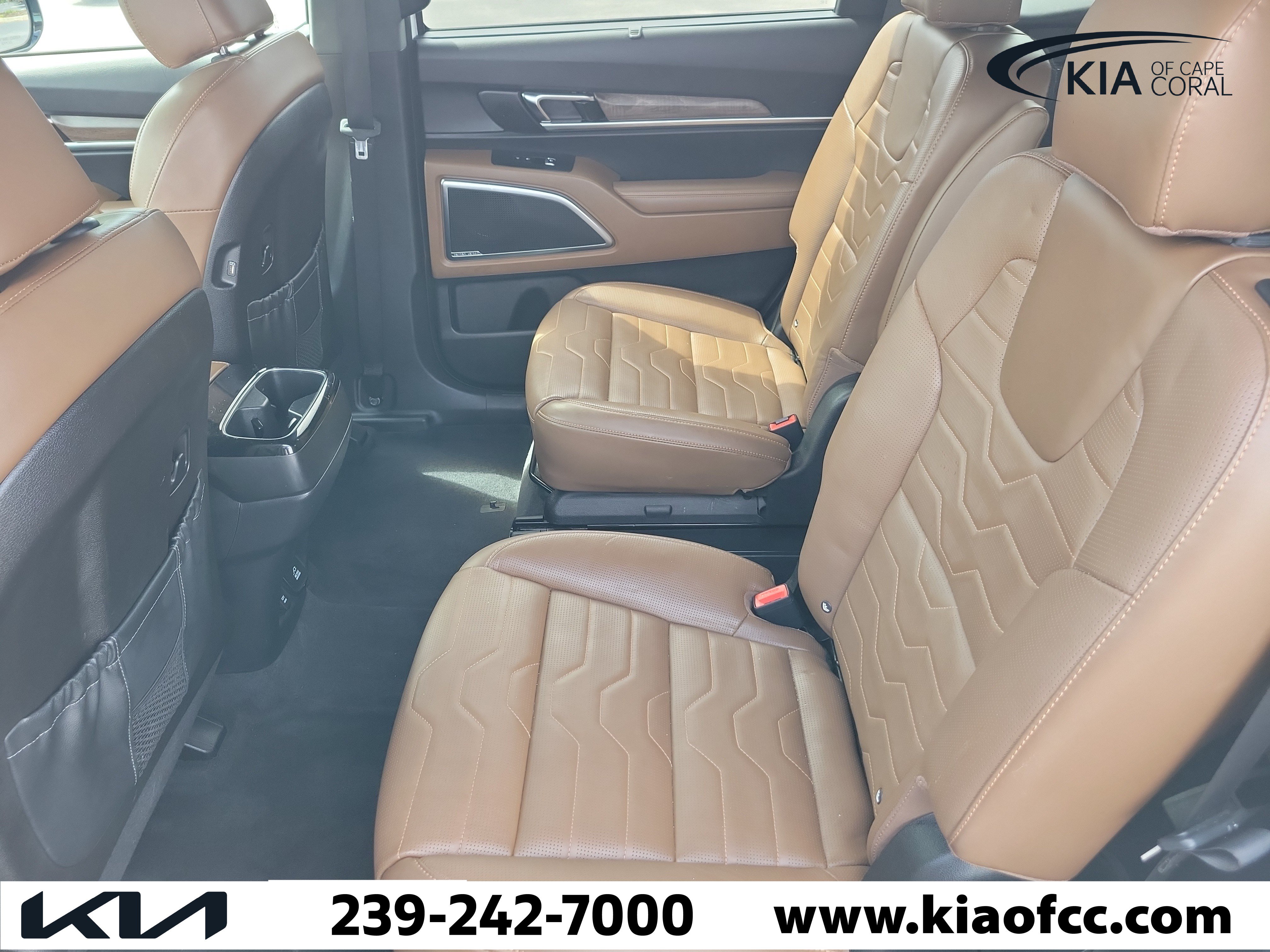 Used 2021 Kia Telluride SX w/ SX Prestige Package AWD/4WD image 13