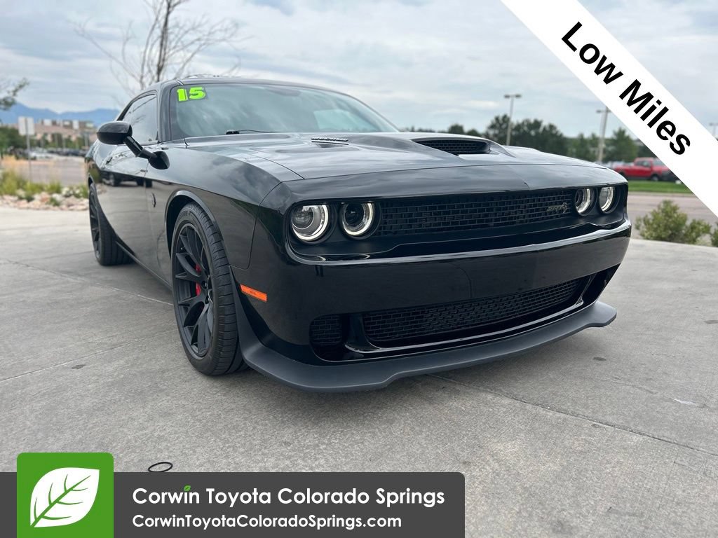 Used 2015 Dodge Challenger SRT Hellcat RWD image 1