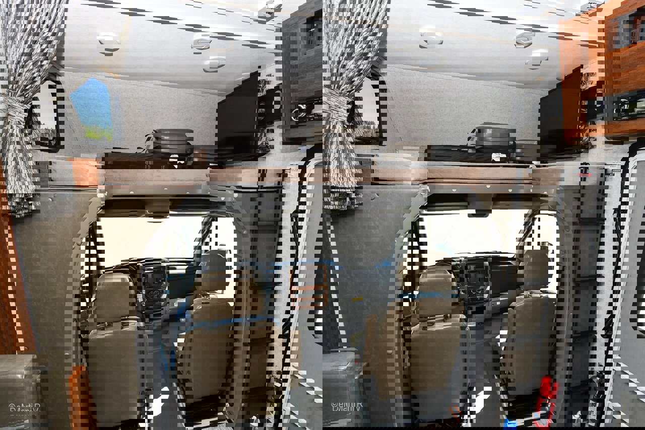 Used 2017 Mercedes-Benz Sprinter 3500 image 13