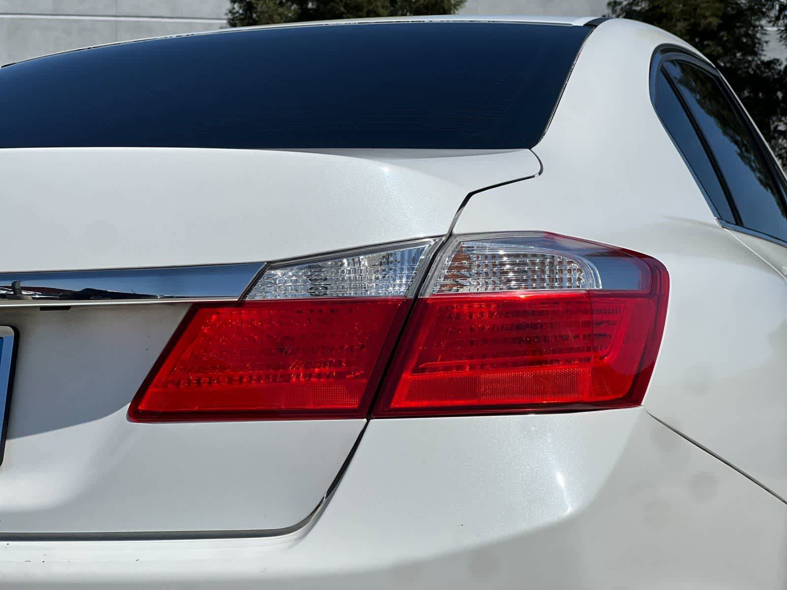 Used 2015 Honda Accord EX image 27