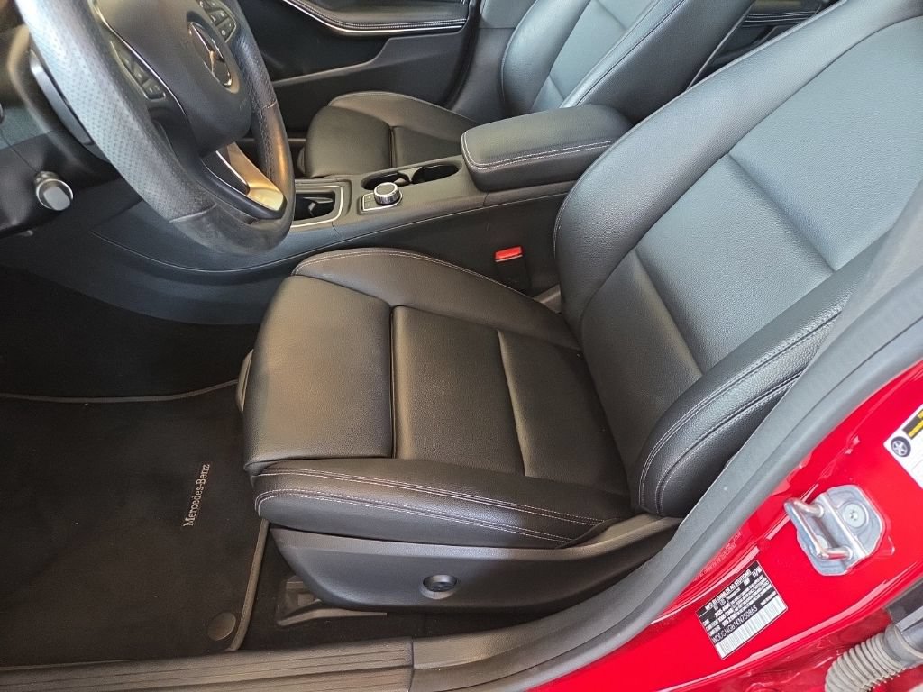 Used 2019 Mercedes-Benz CLA 250 4MATIC image 8
