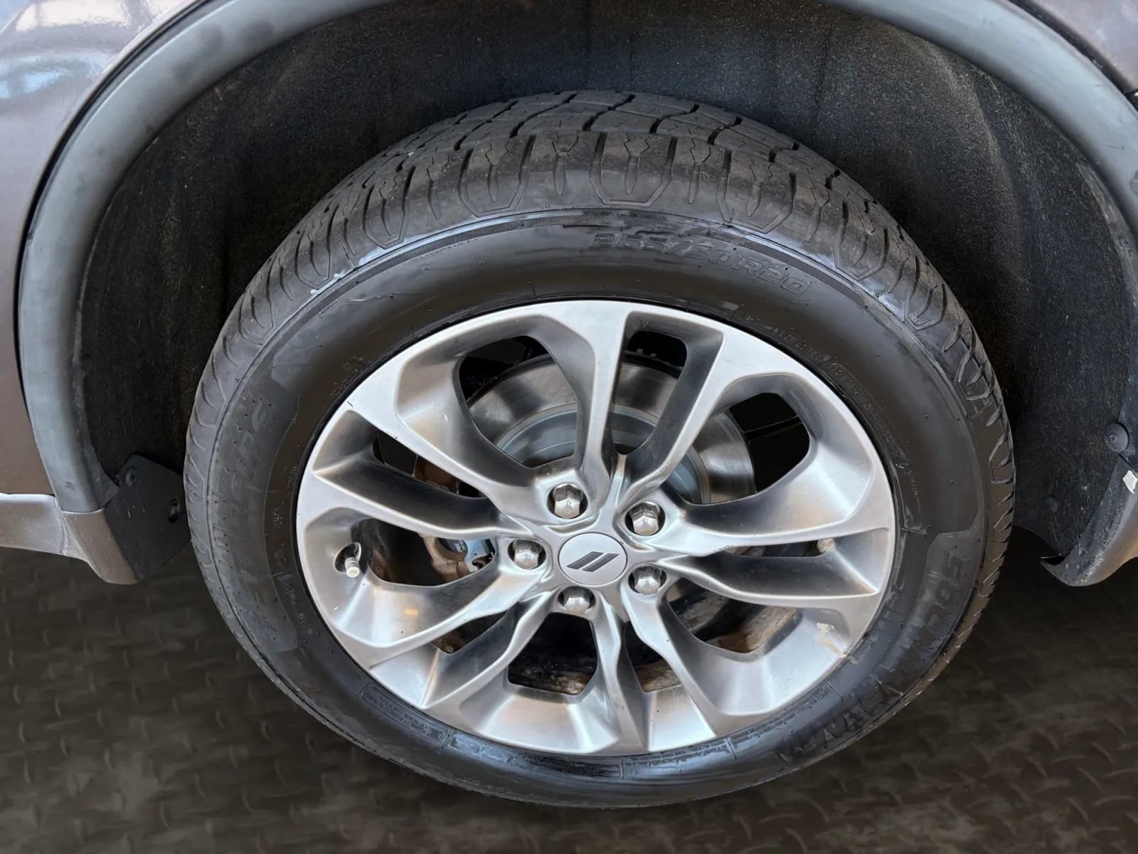 Used 2019 Dodge Durango GT AWD/4WD image 39