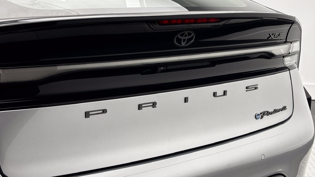Certified 2023 Toyota Prius Prime FWD image 7