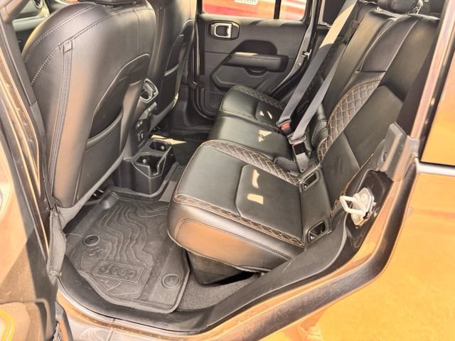 Used 2021 Jeep Gladiator Overland AWD/4WD image 11