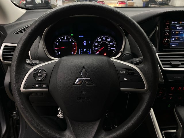 Used 2020 Mitsubishi Eclipse Cross ES AWD/4WD image 22