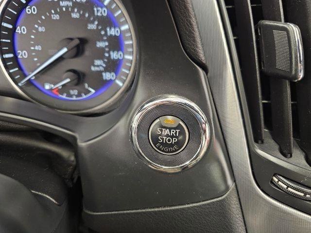 Used 2019 INFINITI Q60 3.0t Luxe w/ Essential Package image 18