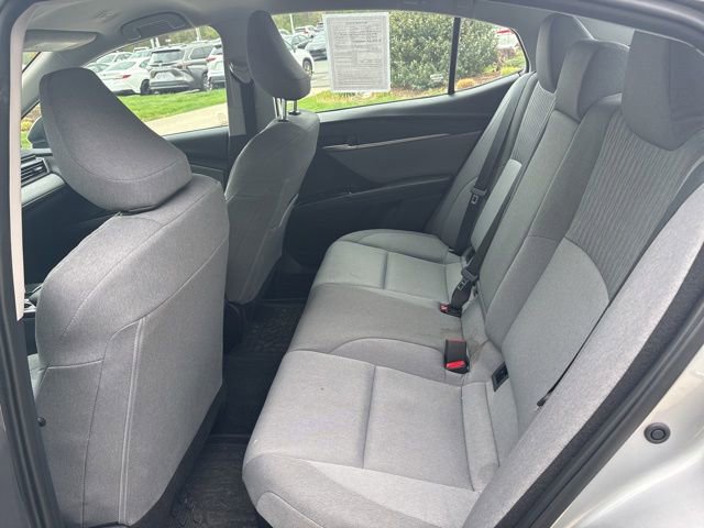 Used 2025 Toyota Camry LE AWD/4WD image 27