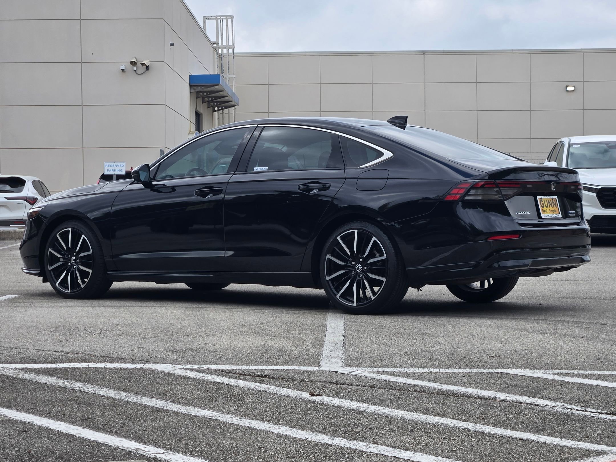 Used 2023 Honda Accord Touring image 5